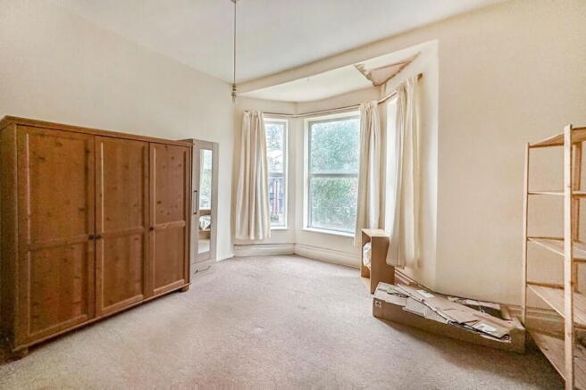 5 bed Block of Apartments for sale Image 11