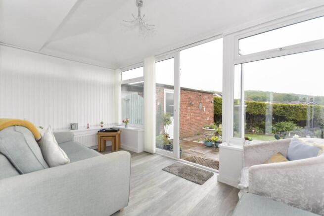 3 bed Bungalow for sale Image 4