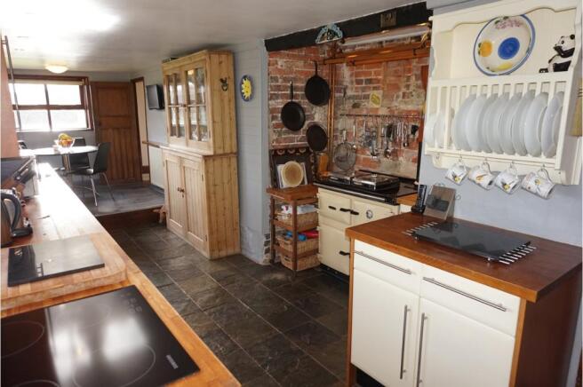 Kitchen / Breakfast