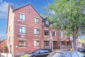 18, Ashleigh House, Hamblin Court, Rushden NN10 0RU