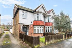 31, Castlebar Park, London W5 1DA