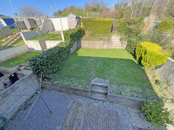 Hallerton Close 17 - New Garden View.jpg