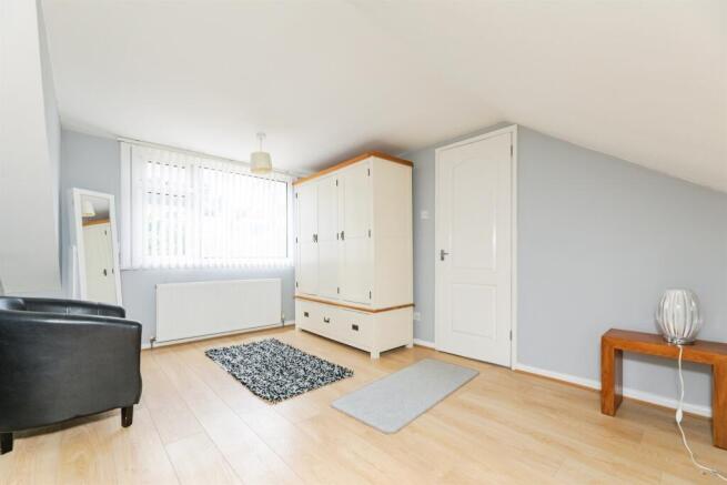 2 bed Terraced Bungalow for sale Image 10