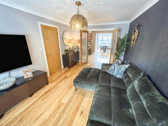 Telford Rise, Chirk, Wrexham photo 3