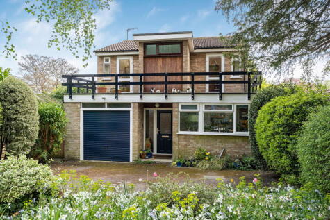 Guildown Road, Guildford, GU2