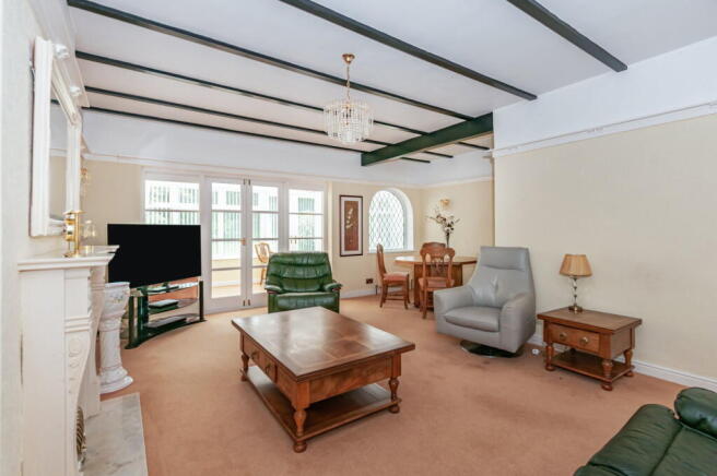 4 bed Detached Bungalow for sale Image 5