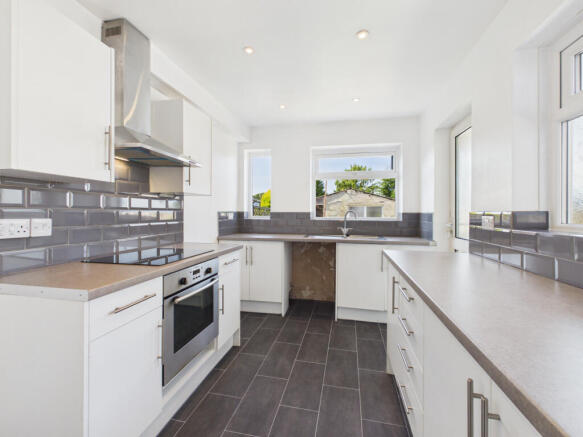 2 bed Terraced to rent Image 7