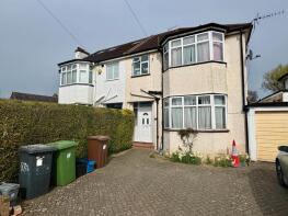 87a, Strafford Gate, Potters Bar EN6 1PR