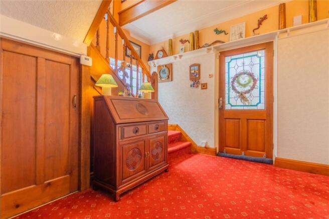 4 bed Detached for sale Image 9