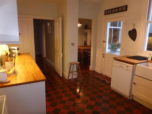 ANOTHER ROOM ASPECT