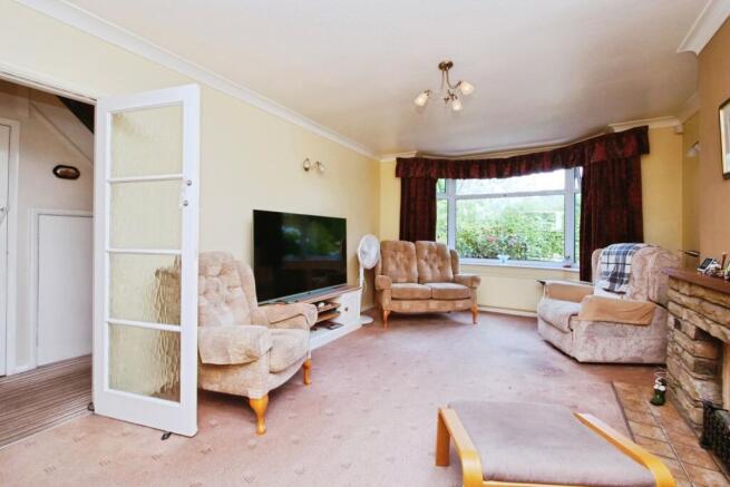 3 bed Semi-Detached for sale Image 5