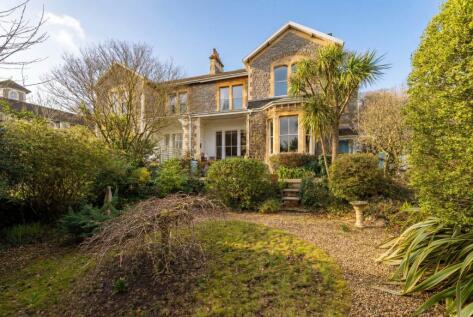 Eastfield Park**hillside Location**stunning Period Property With Annex**extremely Versatile Accommodation**