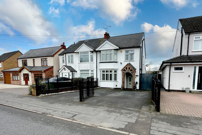 3-bed semi-detached on Browns Lane, Allesley, £365,000