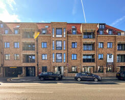 Flat 5, 445 Burrell House, St Albans Road, Watford WD24 6AD