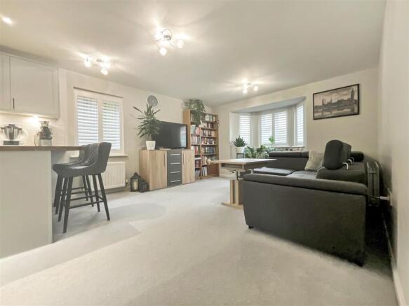 Lounge / Kitchen / Diner