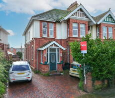 5, Elmsleigh Park, Paignton TQ4 5AT