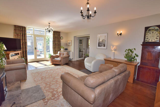 3 bed Barn Conversion for sale Image 5
