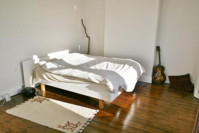 Masetr bedroom