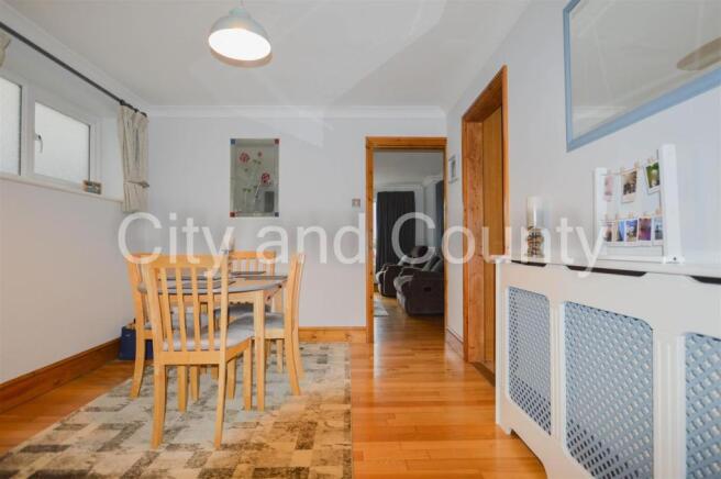 Dining room.jpg
