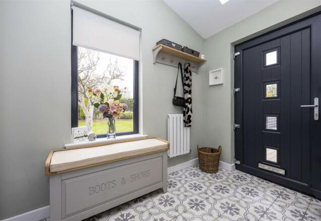 33_CLADDENS_PLACE_LENZIE_022.JPG