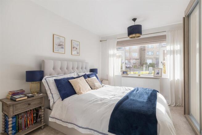 3 bed Semi-Detached for sale Image 10