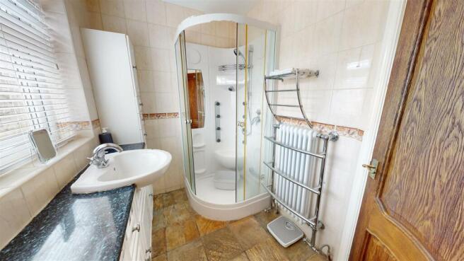 Walmesley Drive - En Suite