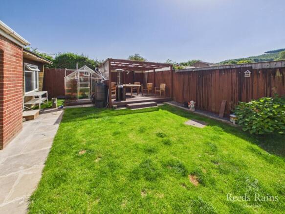 3 bed Semi-Detached for sale Image 8