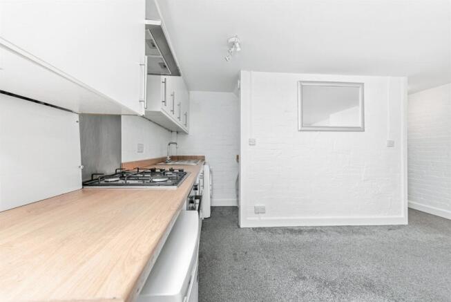 Studio for sale Image 6