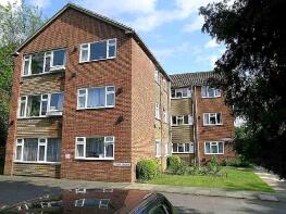 8, 23 Yewstone Court, Rickmansworth Road, Watford WD18 7HJ