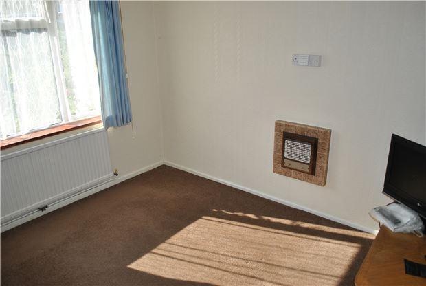 Bedroom 3/ Dining Room