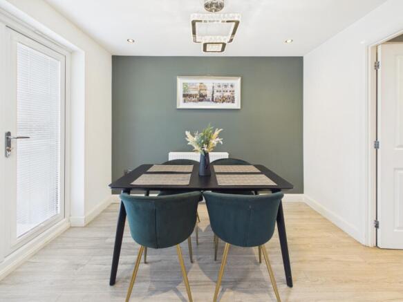 3 bed Semi-Detached for sale Image 11