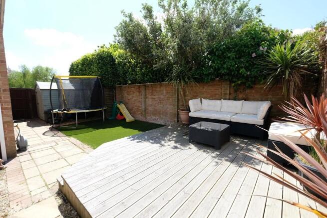 GARDEN 