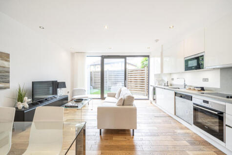 Elgin Avenue, Westbourne Park, London, W9