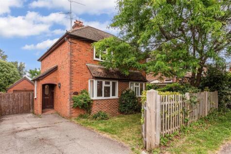 Grove End Road, Farnham