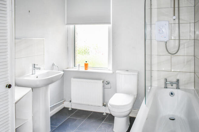 2 bed Terraced to rent Image 7