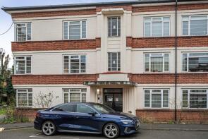 56, Manor Vale, Brentford TW8 9JN