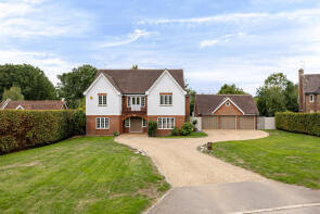 6, Oakland Close, Horsham RH13 6RU