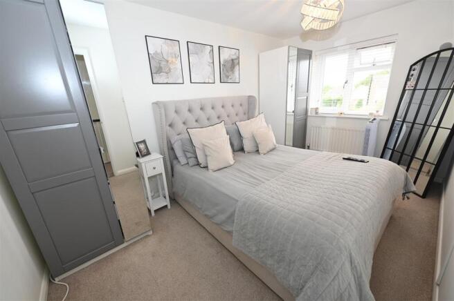3 bed Detached for sale Image 10