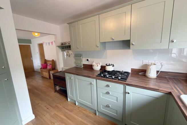 2 bed Bungalow for sale Image 5