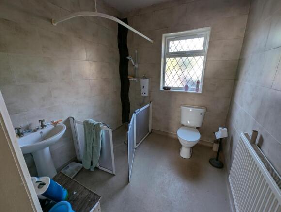 Downstairs Shower Room