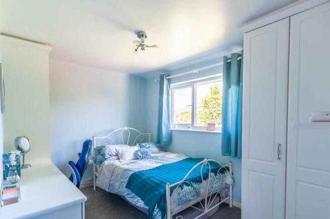 Bedroom 2 (Double)