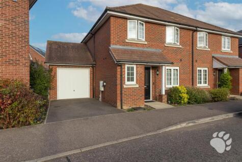 Farnham Avenue, Wickford, SS11
