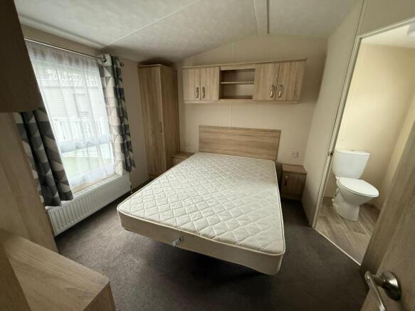 2 bed Caravan for sale Image 6