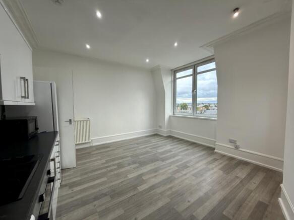 Kitchen lounge