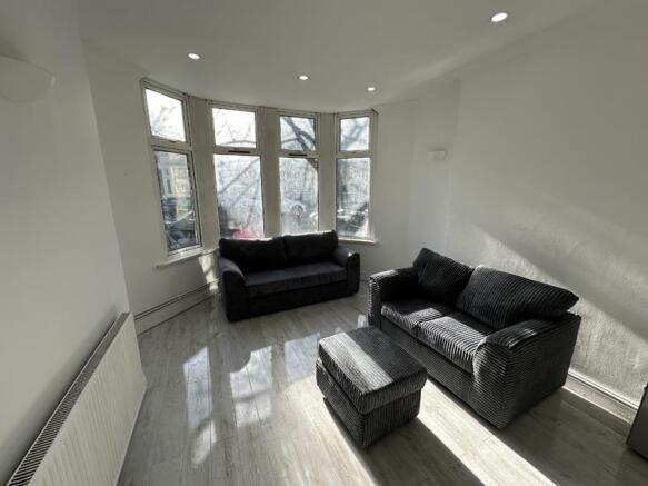 4 bed flat to rent Marlborough Road, Cardiff CF23