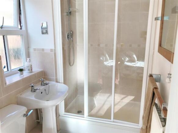 en-suite.JPG