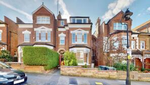 Flat 5, 46, Talbot Road, Hornsey, London N6 4QP
