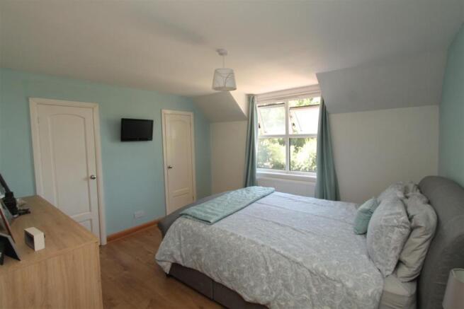 Master Bedroom 2.JPG
