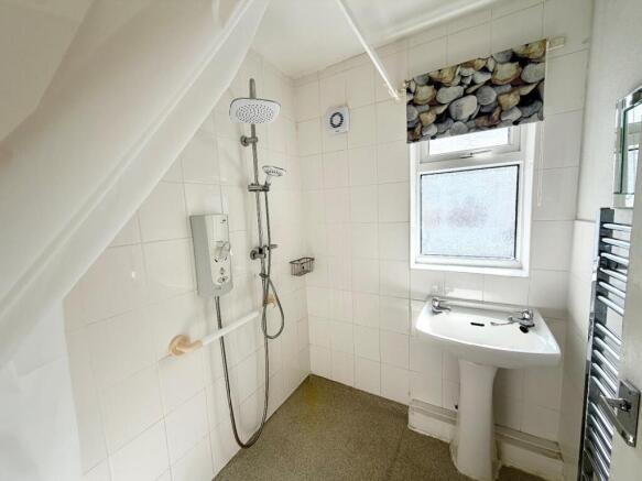 3 bed Terraced for sale Image 7