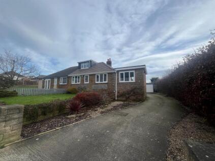 Moorside Road, Kirkheaton, Huddersfield, HD5